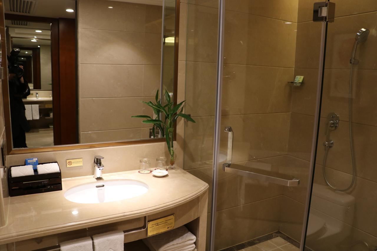 Rongjiang Hotel Jieyang Exterior foto